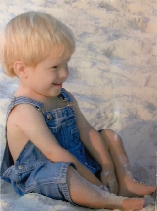 Baby Gunner at beach_1250.jpg